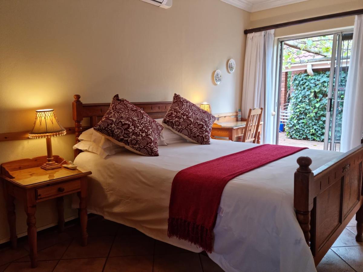 Camelia Guest House Bloemfontein Exterior foto